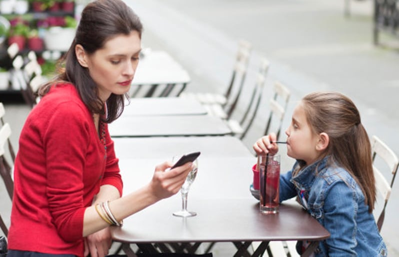 ¿La tecnología te separa de tus hijos?