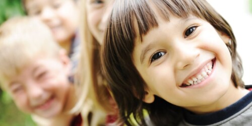 5 hábitos que aumentarán la felicidad de tu hijo