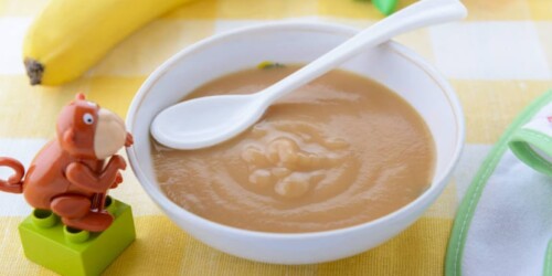 Papilla de plátano y cerezas