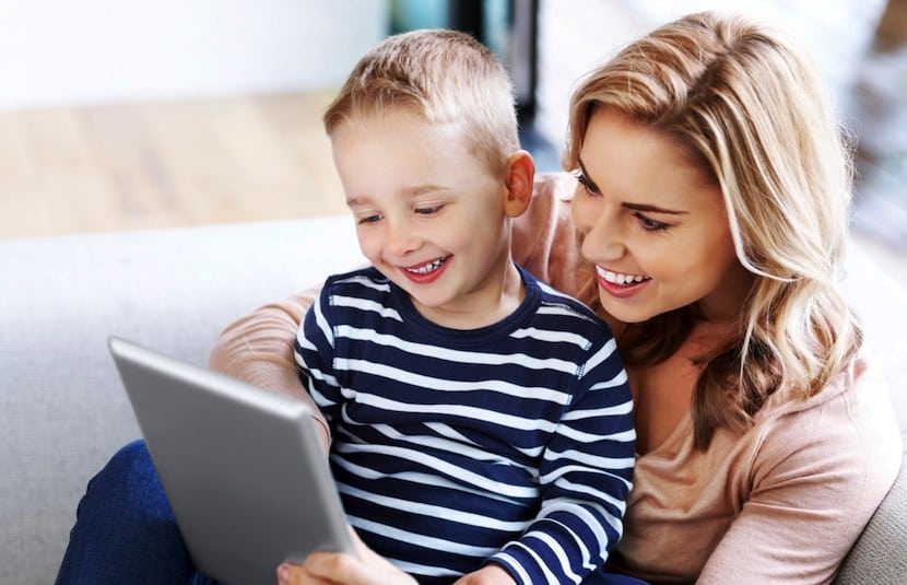 ¿Conoces los riesgos que corren tus hijos en Internet?