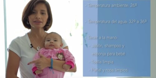 Tips para bañar a tu bebé