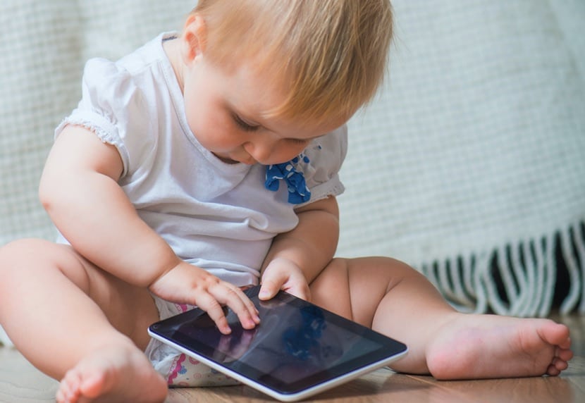 El iPad: la nueva nana de los niños