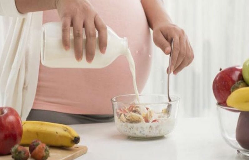 La importancia de tomar leche durante el embarazo