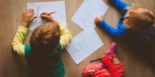 Las 4 etapas básicas en el desarrollo del lenguaje del niño