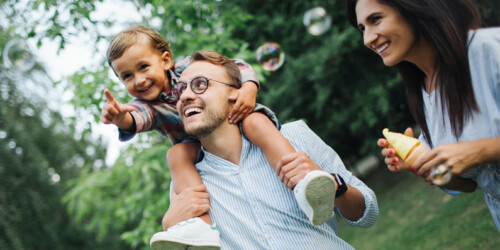 ¿Cuándo y cómo presentarle a mis hijos mi nuevo novio?