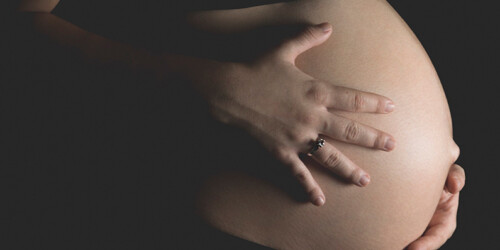 ¿Qué es el maltrato fetal?