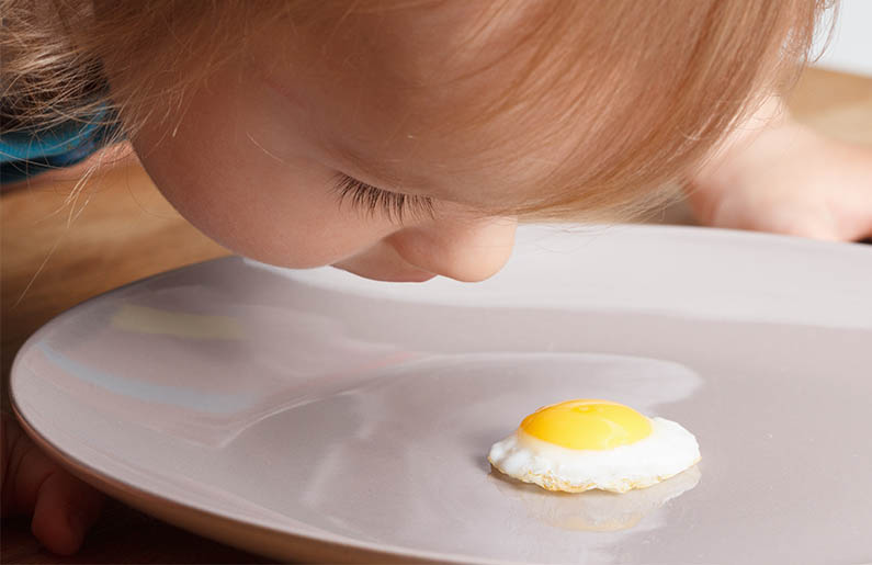 El huevo en la dieta de tu bebé: riesgos y beneficios