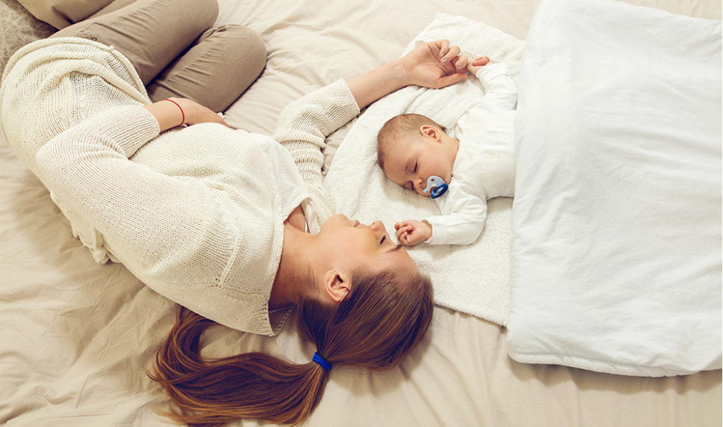 Se pierden 44 días de sueño en el primer año de vida del bebé