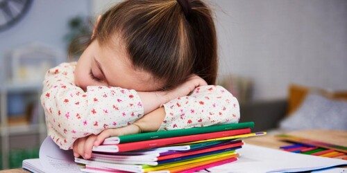 ¿Qué le pasa al cerebro de un niño que no duerme bien?