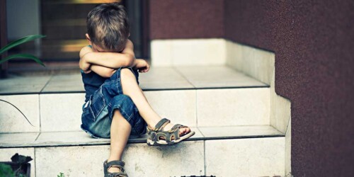 8 Pasos amigables para manejar un berrinche en público y privado