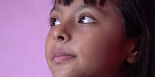 Adhara, la niña mexicana con un IQ superior a Einstein y Hawking