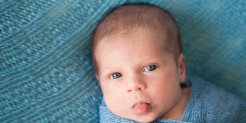 ¿Qué es el frenillo corto en los bebés?