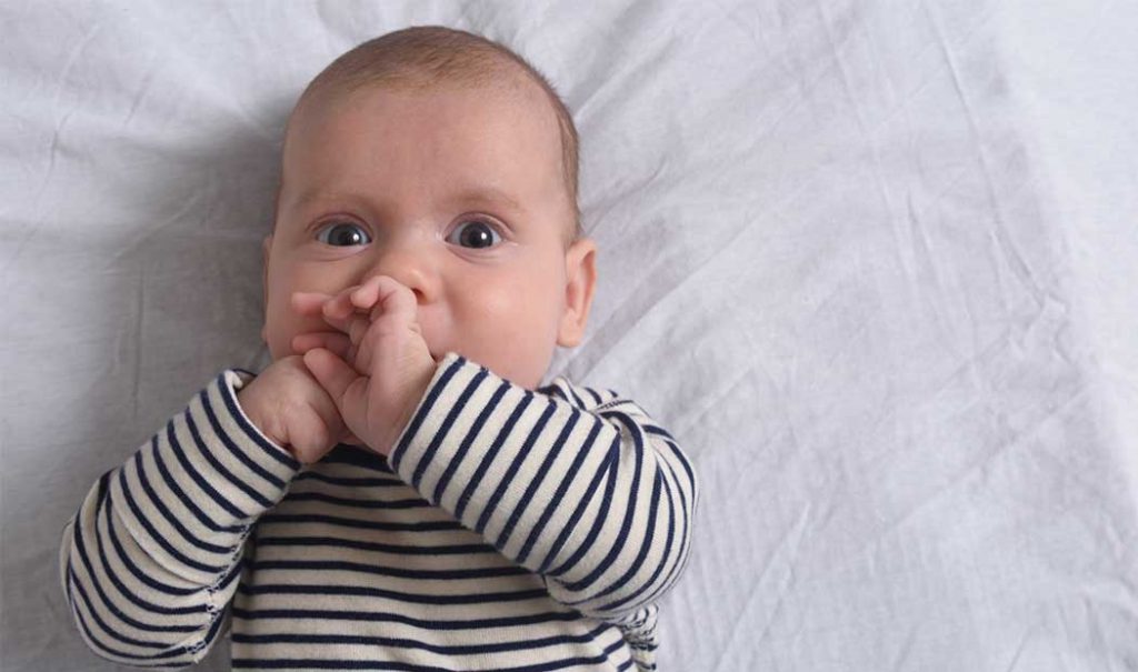Los 7 reflejos primitivos de un bebé que revelan su madurez neuronal