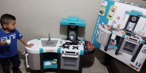 «Yo no quiero ser niña…» niño contesta a sus padres cuando le regalan cocinita