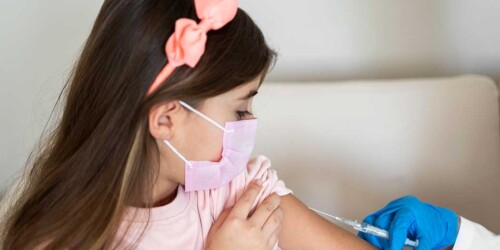 Cofepris: la vacuna que se usará en niños y niñas mayores de 12 años