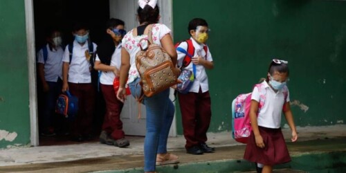 Casi 2 millones de niños se quedaron sin escuela debido a la Covid-19 en México