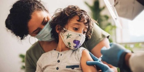 Cofepris aprobó vacuna de Pfizer contra Covid-19 para niños de 5 a 11 años en México pero no se hizo público