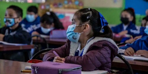 Jueza ordena frenar cierre de Escuelas de Tiempo Completo y detiene el programa La Escuela es Nuestra