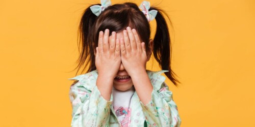 Los tips de una mamá para saber qué hacer si un niño se pierde