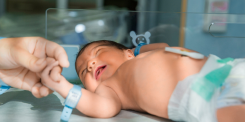 Cuidado del cordón umbilical: El ombligo de tu recién nacido
