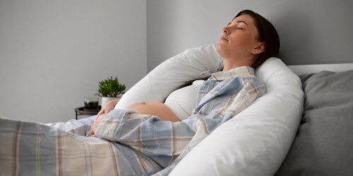 ¿Por qué da insomnio en el embarazo? Te decimos causas y soluciones