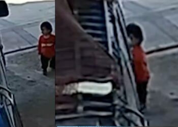 Niño de dos años muere al ser atropellado por una combi
