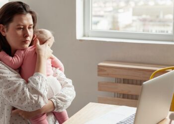 Está bien si no puedes con todo: Sobreestimulación en mamás