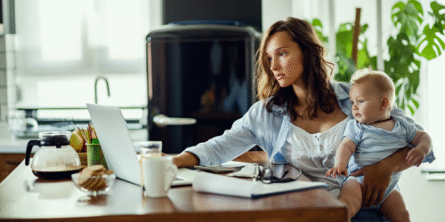 Ingresos extra: ¿Cómo generarlos siendo mamá?