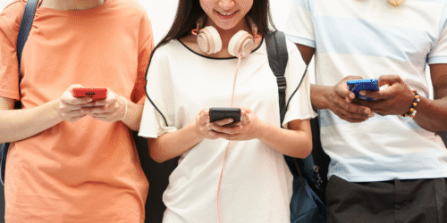 ¡No más celulares! Portugal prohibió su uso en las escuelas