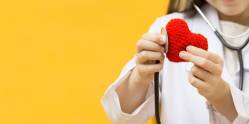 Alimentos que elevan la presión arterial en niños: ¿qué debes evitar?