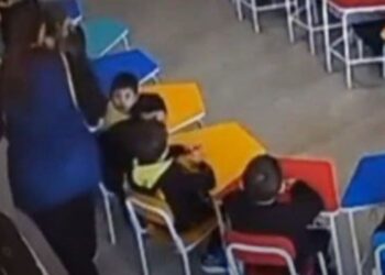 Maestra golpea a niño de 4 años en Brasil