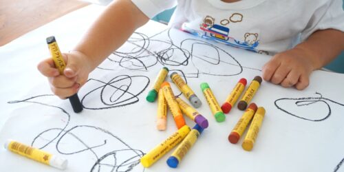 Cosas que tu hijo aprenderá aunque no le enseñes: todo a su tiempo