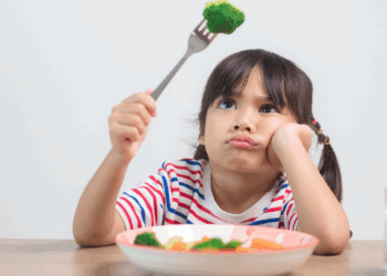 ¿Eres «doña perfecta» en la alimentación de tus hijos? Ojo con lo que eso provoca