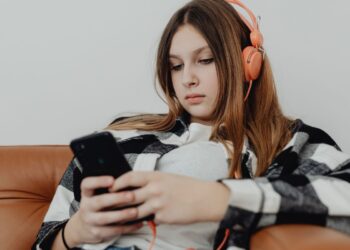 Cómo lidiar con tu adolescente sin cometer errores comunes
