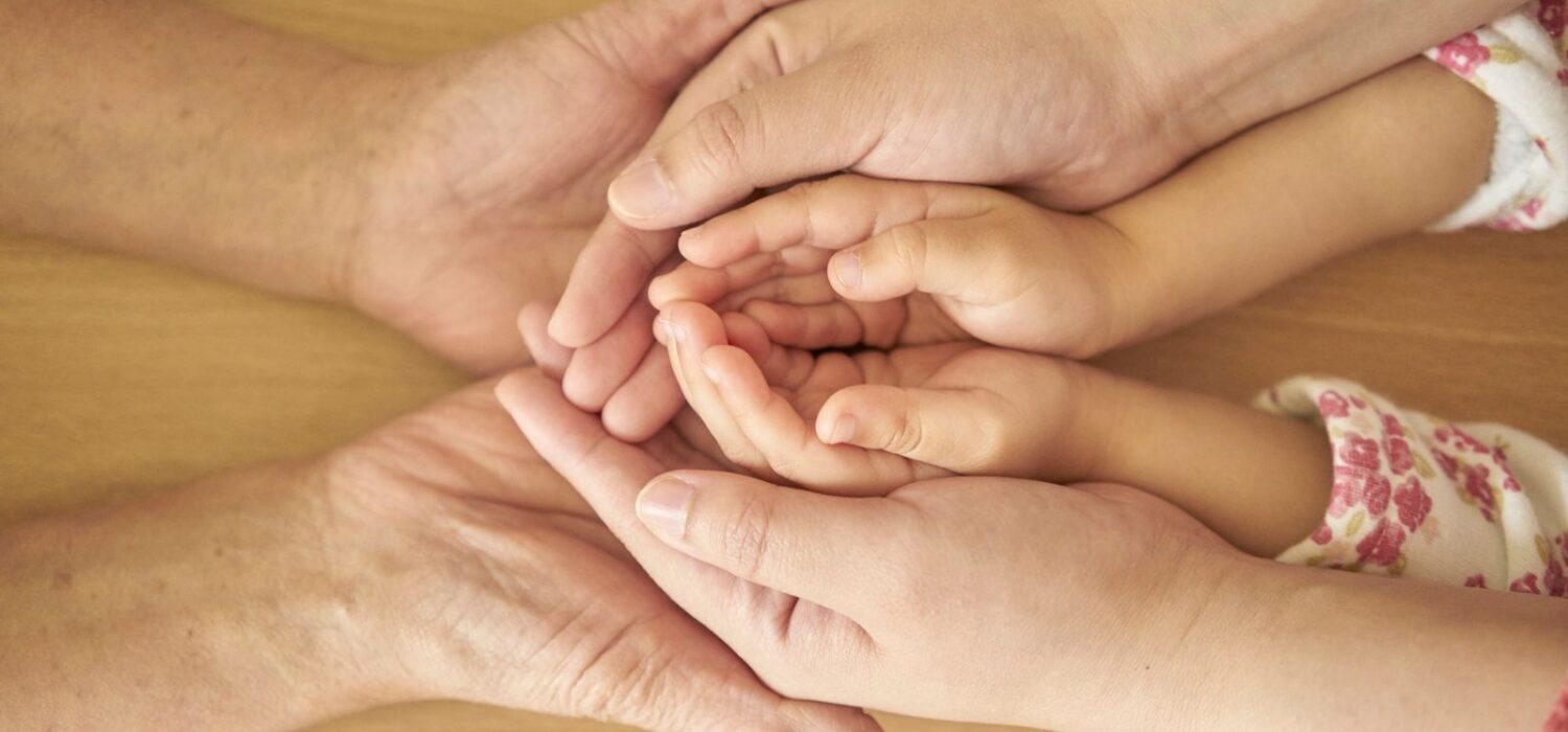 ¿Qué hacer cuando los abuelos contradicen tus límites de crianza (1)