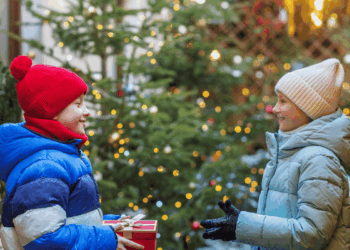 Enseña a tus hijos a entender el verdadero espíritu de la Navidad