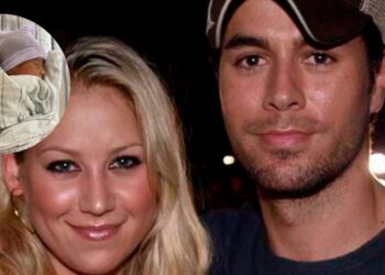 Enrique Iglesias y Anna Kournikova dan la bienvenida a su cuarto hijo