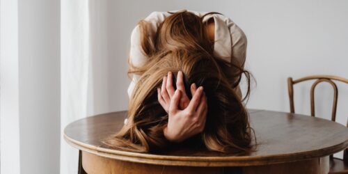 Criar así también quema: señales de burnout en la maternidad