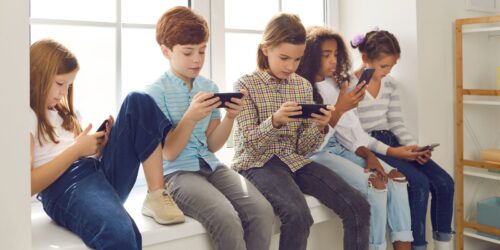 ¿En tu familia hay negligencia digital? Descubre de qué se trata