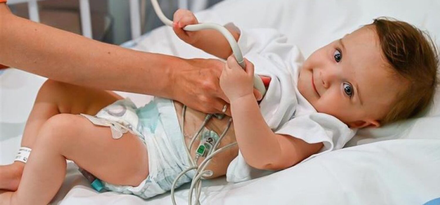 La bebé Mariami se encuentra bien tras someterse a su operación de válvulas de corazón. Hospital Gregorio Marañón