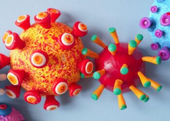 ¿Por qué el sarampión y COVID son igual de preocupantes?