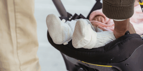 La realidad de salir sola con tu bebé