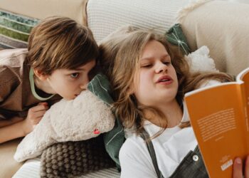 «A mí no me quieres, él es el consentido»: ¿Te ha pasado este drama de hermanos?