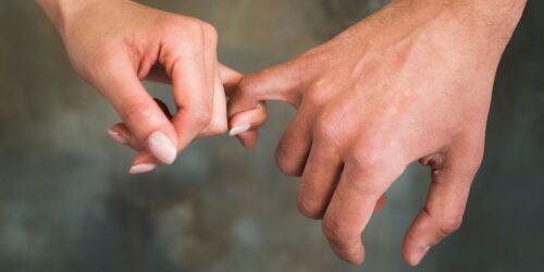 Piso pélvico y sexualidad: cómo cuidarlo sin tabú durante el posparto