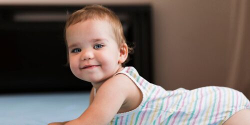 Hitos de desarrollo en bebés de 6-12 meses que muchos ignoran