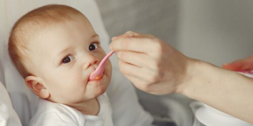 ¿Mi bebé come poco? Cuándo preocuparte y cuándo no