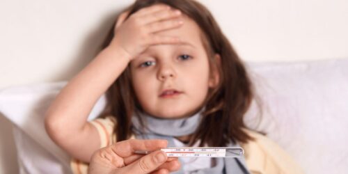 ¿Tu hijo se enferma cada mes? Lo que sí fortalece el sistema inmune (y lo que no)