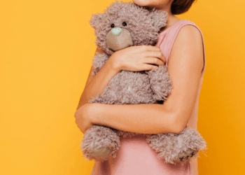 ¿Cómo proteger las emociones de los niños en tiempos de crisis?