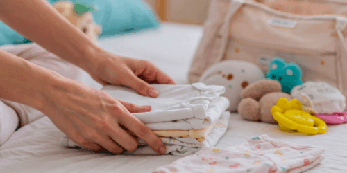 ¿Qué llevar en la pañalera? Lo que en serio necesita tu bebé