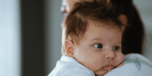 Cosas que no sabías de la saliva de tu bebé